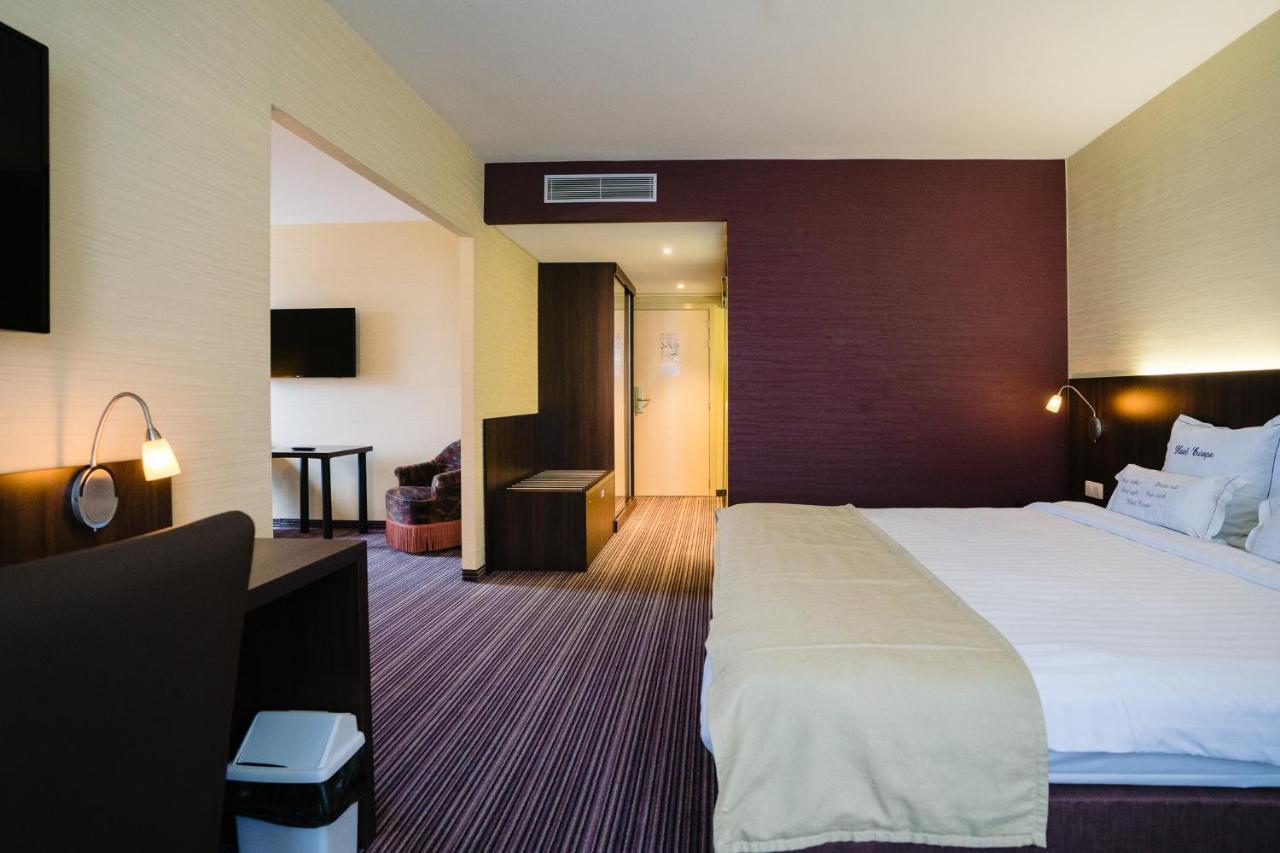 Hotel Europe Остенде Екстериор снимка